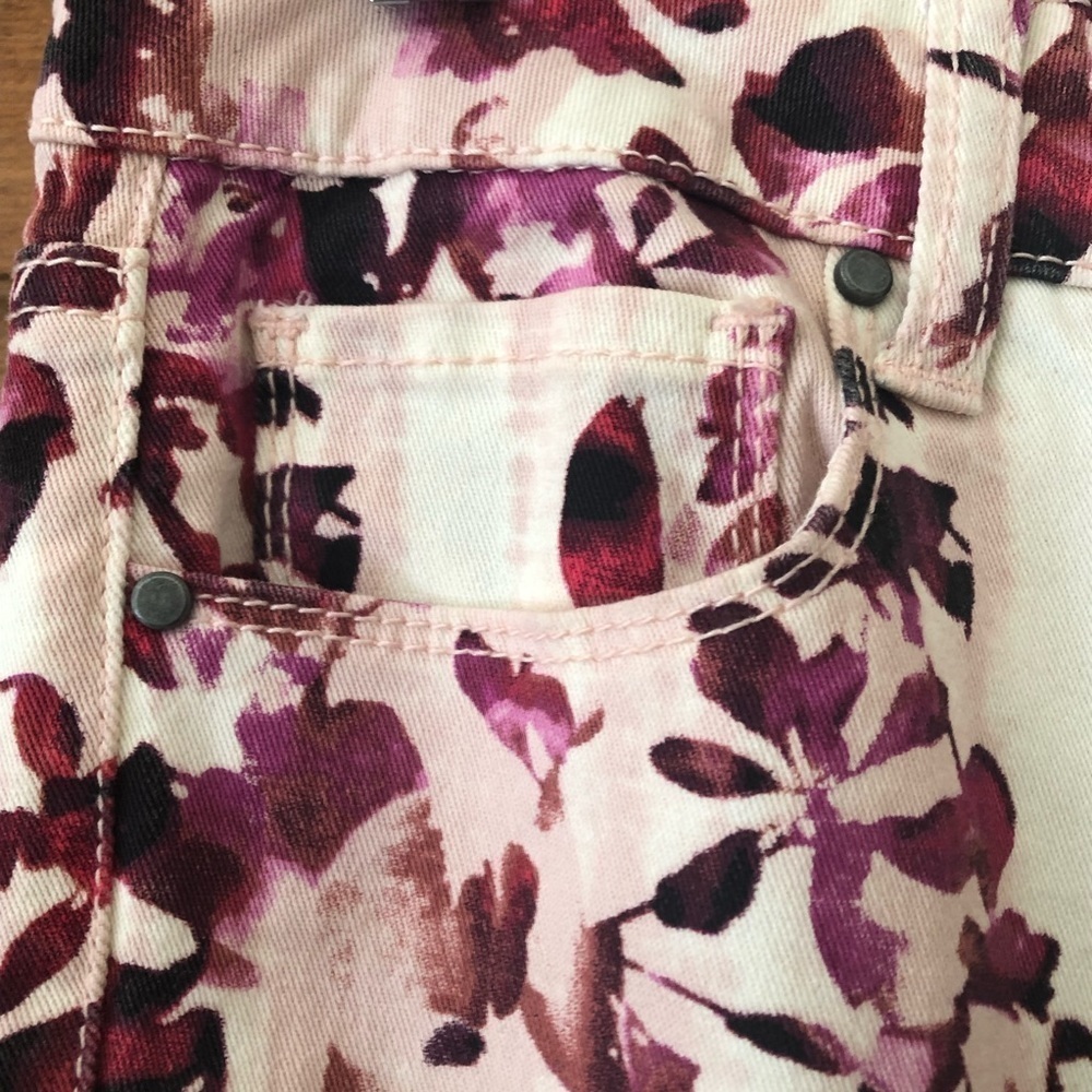 DKNY JEGGINGS/ pink burgundy floral/ just like pants/ Size 6 - Picture 2 of 13